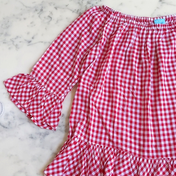 NWOT. 100% Viscose Red and White Plaid Loose Fit Blouse with ruffle edges. - Picture 4 of 5